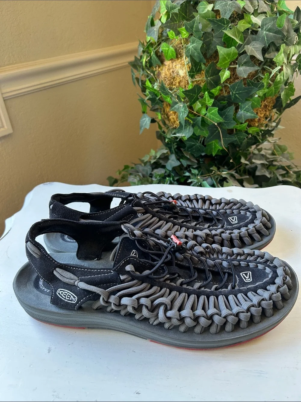 Keen unique two